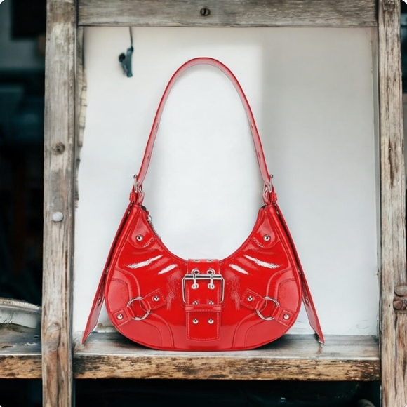 Handbags - ❣️Retro Punk Vibrant Glossy Red Shoulder Hobo Bag 💕